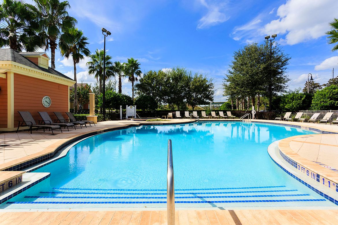 Carriage Pointe Community Pool